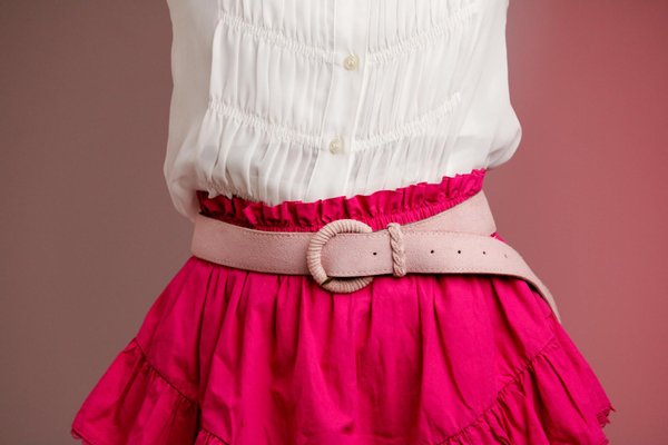 Pantalons chino femme : 10 choix stylés pour un look réussi